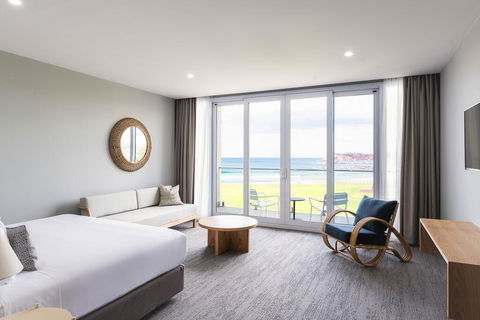 Abode Malua Bay - Foster Accommodation 1