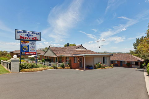 Abraham Lincoln Motel - Foster Accommodation 0