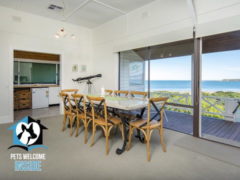Absolute Beachfront 3BR 2BA Home W/ Beach Track - Foster Accommodation 2