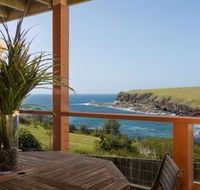 Absolute Oceanfront Cottage - Foster Accommodation
