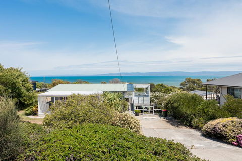 Acacia Cottage - Foster Accommodation 3