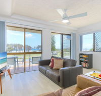 Acacia Holiday Apartment - Foster Accommodation