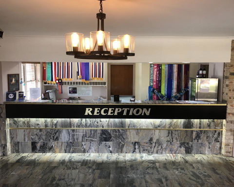 Acacia Motor Lodge - Foster Accommodation 1
