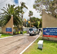 Acclaim Pine Grove Holiday Park - Foster Accommodation