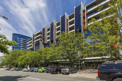 Accommodate Canberra - New Acton - Foster Accommodation 1