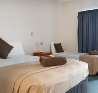 Accommodation on Denham - Foster Accommodation