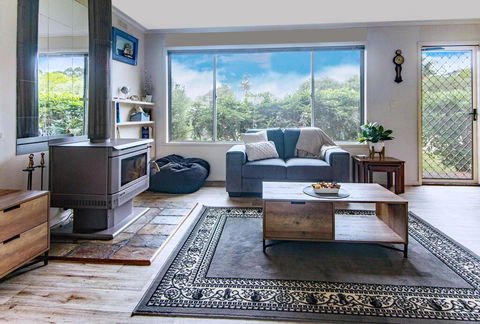 ACOULLVIEW - Foster Accommodation 0