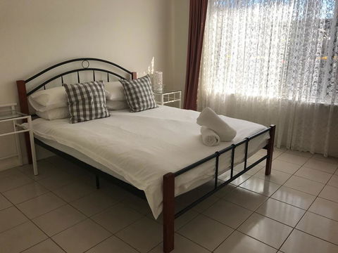 Adelaide Holiday Apartment - Foster Accommodation 0