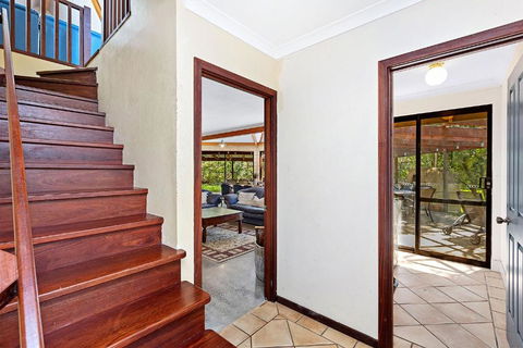 Eagle Bay Beach Lodge - 1 Street Back From Stunning Eagle Bay! - Foster Accommodation 3