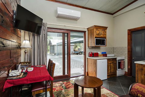 Eagle Foundry Bed & Breakfast - Foster Accommodation 3