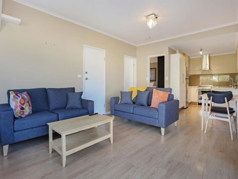 Eagle Heights Holiday Units - Foster Accommodation 1