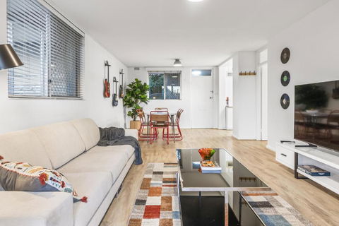 EAST4 - Vintage Vibes East Freo 2B 1BA - Foster Accommodation 2