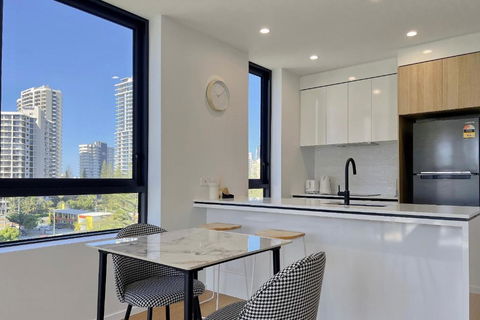E.S. Surfers Paradise - Foster Accommodation 3