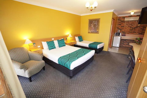 Exies Bagtown - Foster Accommodation 1