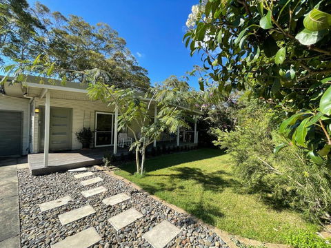 Elizabeth Beach Guest House - Foster Accommodation 0