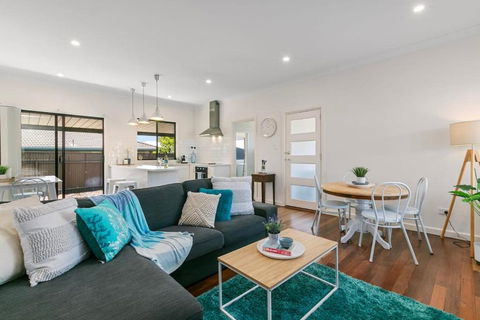 Entire Home In Sturt, Free Parking - Foster Accommodation 1