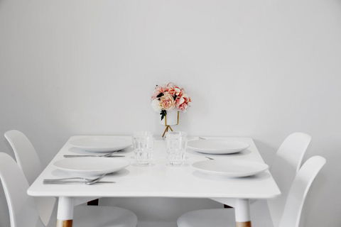 EPORO Tower Modern Apartments Melbourne Central CBD - Foster Accommodation 4