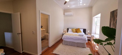 Fab 4brm Home With Pool A 15 Min Walk To Beach - Foster Accommodation 2