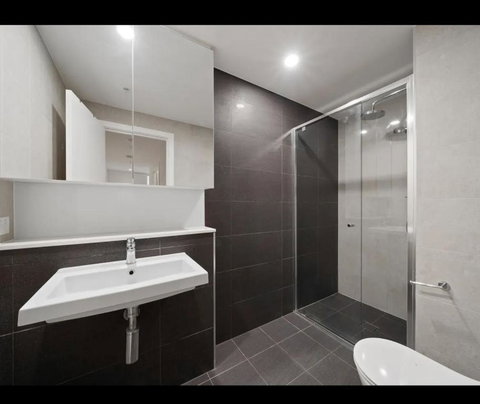 Fabulous Room For Rent - Foster Accommodation 4