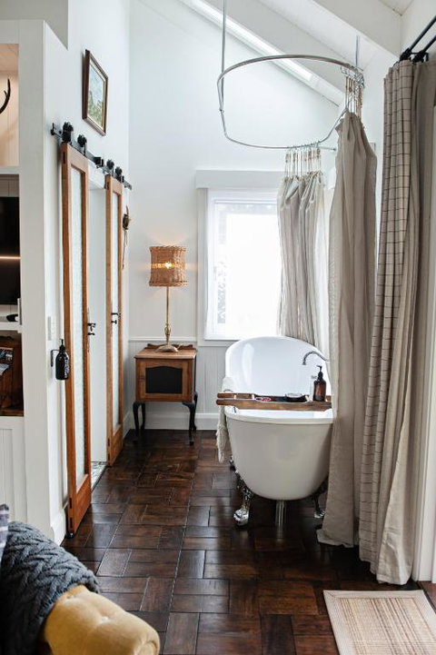 Falls Rest - A Wentworth Falls Hideaway - Foster Accommodation 2