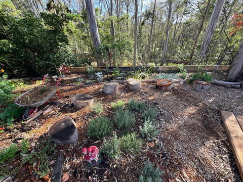 Family Home, Close To Beach And Town - Foster Accommodation 1