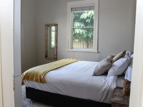 Family Retreat East Tamworth - Foster Accommodation 3