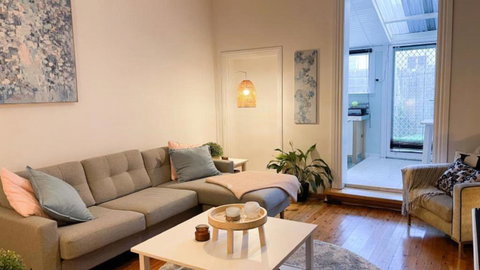 Fanny Phillips Cottage - Foster Accommodation 0