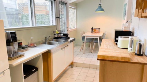 Fanny Phillips Cottage - Foster Accommodation 4