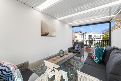 Fantastic Family Home Near City - Foster Accommodation 0