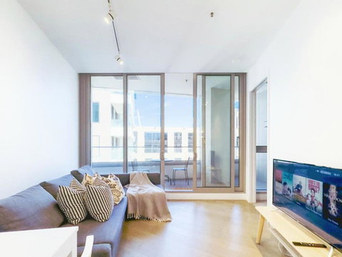 Fawkner Residence 1B2B Condo Smart TV - Foster Accommodation 1