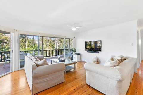 Ferguson St The Beach House Cosy Cottage With Pool - Foster Accommodation 2