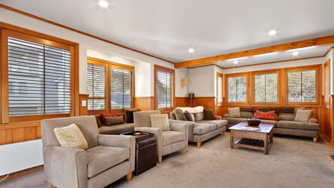 Fifteen Ninety - Foster Accommodation 2