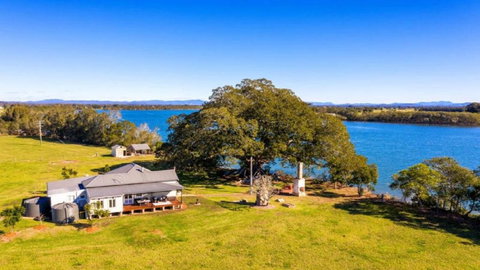 Fig Tree Farm Cottage - Riverfront Retreat On The Manning River - Foster Accommodation 0