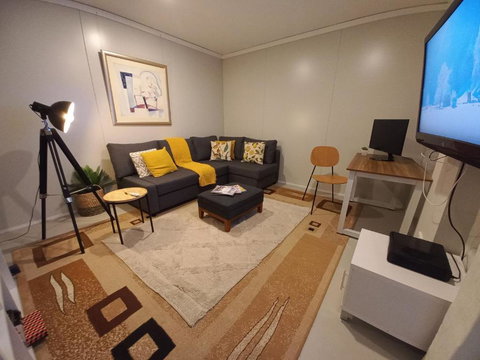 Findlay On The Bay - Foster Accommodation 2