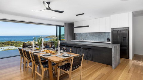 Fingal Bay Panorama - Foster Accommodation 1