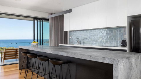 Fingal Bay Panorama - Foster Accommodation 4