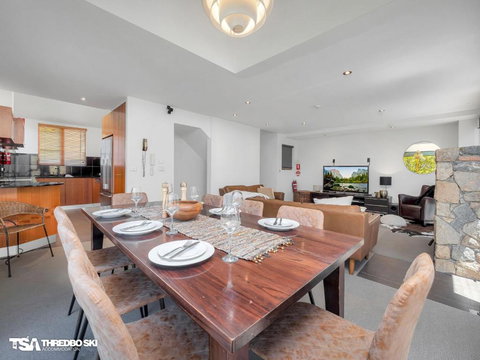 First Tracks 2 - Foster Accommodation 0