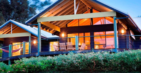 Fish Frog - Foster Accommodation 3