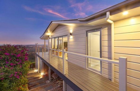 Flaxton Residence With Spectacular Coastal Views - Foster Accommodation 1