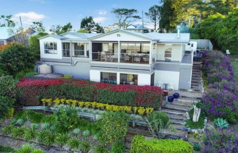 Flaxton Residence With Spectacular Coastal Views - Foster Accommodation 2
