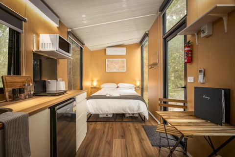 Forest Nook Tiny House By Tiny Away - Foster Accommodation 3