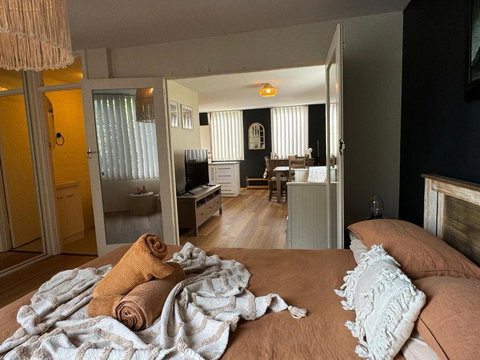 FORR64 - Cosy East Perth Retreat - Foster Accommodation 3