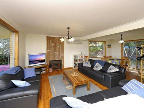 Fingal Beach House - Foster Accommodation 2