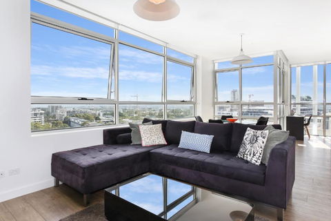 G1903S - Zetland Heights Sunset Vista - Foster Accommodation 2