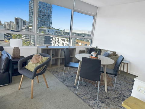 G901S - Bright Zetland Escape With City Views - Foster Accommodation 2