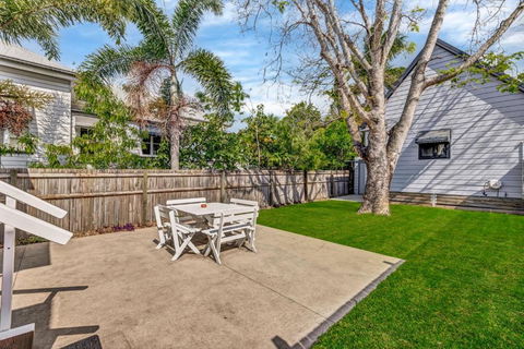 Gabba Central House 3BR2Bath Pets - Foster Accommodation 0