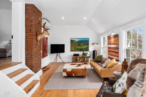 Gable House Geelong - Foster Accommodation 2