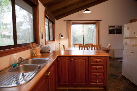 Geebung Cottage - Foster Accommodation 2