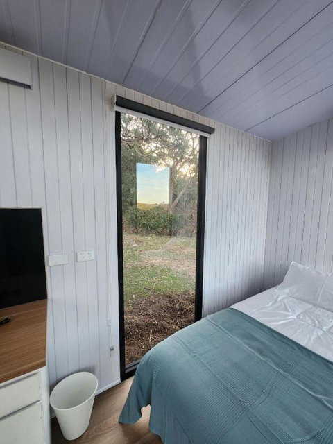 Gem Near The Dam By Tiny Away - Foster Accommodation 1