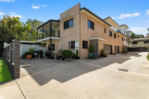 Georgina Townhouse - Foster Accommodation 0